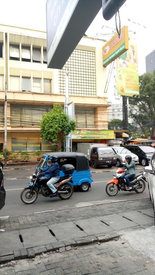 City Inn Jakarta Exterior photo